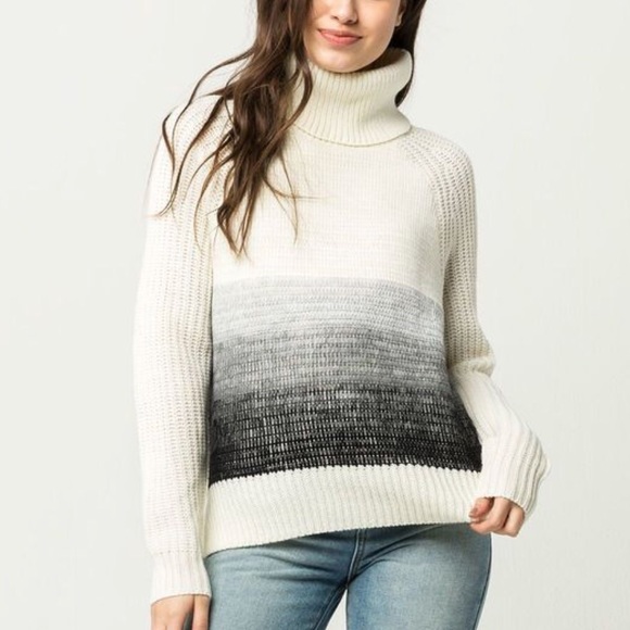 Roxy Sweaters - NWT Roxy Sweater